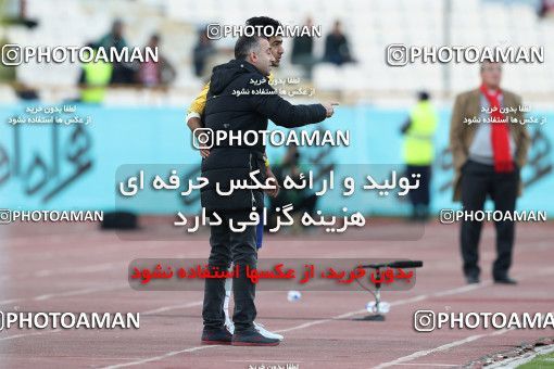 999008, Tehran, , Iranian Hazfi Cup, 1.4 round, Khorramshahr Cup, Persepolis ۱ v ۱ Sanat Naft Abadan on 2017/12/19 at Azadi Stadium