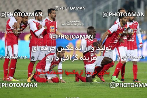 999038, Tehran, , جام حذفی فوتبال ایران, 1.4 round, Khorramshahr Cup, Persepolis 1 v 1 Sanat Naft Abadan on 2017/12/19 at Azadi Stadium