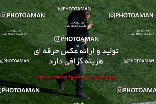 960148, Tehran, , Iranian Hazfi Cup, 1.4 round, Khorramshahr Cup, Persepolis ۱ v ۱ Sanat Naft Abadan on 2017/12/19 at Azadi Stadium