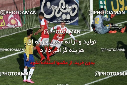 960132, Tehran, , Iranian Hazfi Cup, 1.4 round, Khorramshahr Cup, Persepolis ۱ v ۱ Sanat Naft Abadan on 2017/12/19 at Azadi Stadium