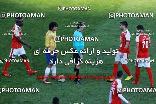 959298, Tehran, , Iranian Hazfi Cup, 1.4 round, Khorramshahr Cup, Persepolis ۱ v ۱ Sanat Naft Abadan on 2017/12/19 at Azadi Stadium