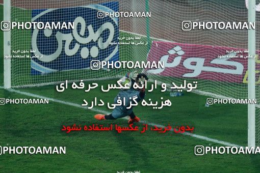 959408, Tehran, , جام حذفی فوتبال ایران, Quarter-final, Khorramshahr Cup, Persepolis 1 v 1 Sanat Naft Abadan on 2017/12/19 at Azadi Stadium