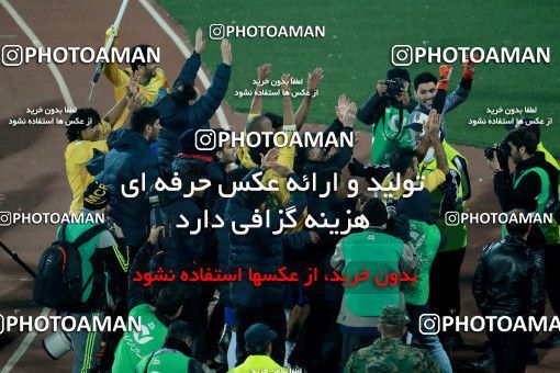 960192, Tehran, , Iranian Hazfi Cup, 1.4 round, Khorramshahr Cup, Persepolis ۱ v ۱ Sanat Naft Abadan on 2017/12/19 at Azadi Stadium