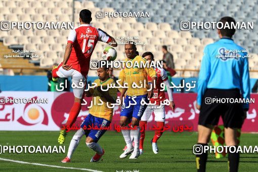 999759, Tehran, , Iranian Hazfi Cup, 1.4 round, Khorramshahr Cup, Persepolis ۱ v ۱ Sanat Naft Abadan on 2017/12/19 at Azadi Stadium