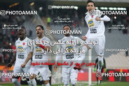 994150, Tehran, , جام حذفی فوتبال ایران, 1.8 round, Khorramshahr Cup, Badran Tehran 1 v 2 Persepolis on 2017/12/15 at Azadi Stadium