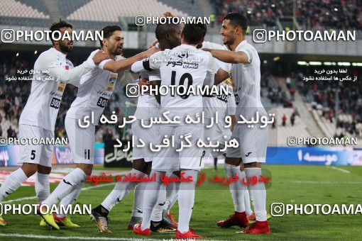 994123, Tehran, , جام حذفی فوتبال ایران, 1.8 round, Khorramshahr Cup, Badran Tehran 1 v 2 Persepolis on 2017/12/15 at Azadi Stadium