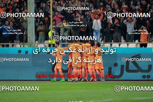 962387, Tehran, , جام حذفی فوتبال ایران, 1.8 round, Khorramshahr Cup, Badran Tehran 1 v 2 Persepolis on 2017/12/15 at Azadi Stadium