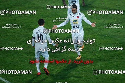 993186, Tehran, , جام حذفی فوتبال ایران, Eighth final, Khorramshahr Cup, Badran Tehran 1 v 2 Persepolis on 2017/12/15 at Azadi Stadium