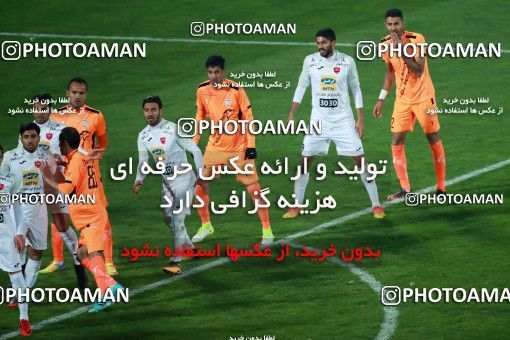 993076, Tehran, , Iranian Hazfi Cup, 1.8 round, Khorramshahr Cup, Badran Tehran ۱ v 2 Persepolis on 2017/12/15 at Azadi Stadium