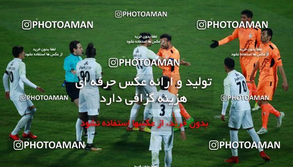 993868, Tehran, , Iranian Hazfi Cup, 1.8 round, Khorramshahr Cup, Badran Tehran ۱ v 2 Persepolis on 2017/12/15 at Azadi Stadium