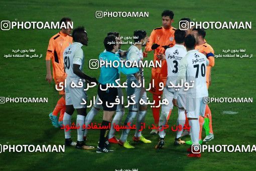 993700, Tehran, , Iranian Hazfi Cup, 1.8 round, Khorramshahr Cup, Badran Tehran ۱ v 2 Persepolis on 2017/12/15 at Azadi Stadium