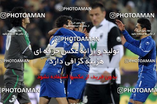 964647, Tehran, [*parameter:4*], Iran Pro League، Persian Gulf Cup، 2011-12 season، First Leg، Week 14، Esteghlal 3 v 2 Shahin Boushehr on 2011/11/24 at Azadi Stadium