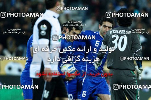 1047825, Tehran, [*parameter:4*], Iran Pro League، Persian Gulf Cup، 2011-12 season، First Leg، Week 14، Esteghlal 3 v 2 Shahin Boushehr on 2011/11/24 at Azadi Stadium