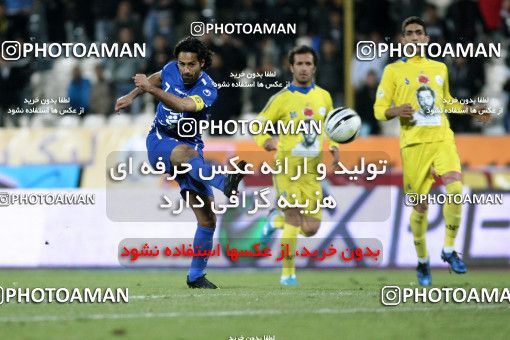 965559, Tehran, [*parameter:4*], Iran Pro League، Persian Gulf Cup، 2011-12 season، First Leg، Week 17، Naft Tehran ۰ v 2 Esteghlal on 2011/12/17 at Azadi Stadium