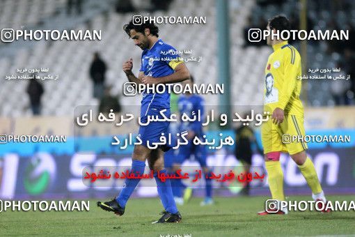 965583, Tehran, [*parameter:4*], Iran Pro League، Persian Gulf Cup، 2011-12 season، First Leg، Week 17، Naft Tehran ۰ v 2 Esteghlal on 2011/12/17 at Azadi Stadium