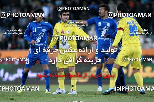 965485, Tehran, [*parameter:4*], Iran Pro League، Persian Gulf Cup، 2011-12 season، First Leg، Week 17، Naft Tehran ۰ v 2 Esteghlal on 2011/12/17 at Azadi Stadium