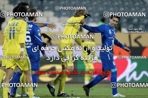 965682, Tehran, [*parameter:4*], Iran Pro League، Persian Gulf Cup، 2011-12 season، First Leg، Week 17، Naft Tehran ۰ v 2 Esteghlal on 2011/12/17 at Azadi Stadium