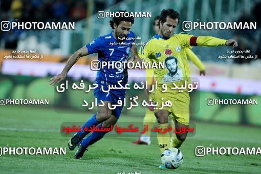 965898, Tehran, [*parameter:4*], Iran Pro League، Persian Gulf Cup، 2011-12 season، First Leg، Week 17، Naft Tehran ۰ v 2 Esteghlal on 2011/12/17 at Azadi Stadium