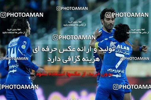 965866, Tehran, [*parameter:4*], Iran Pro League، Persian Gulf Cup، 2011-12 season، First Leg، Week 17، Naft Tehran ۰ v 2 Esteghlal on 2011/12/17 at Azadi Stadium