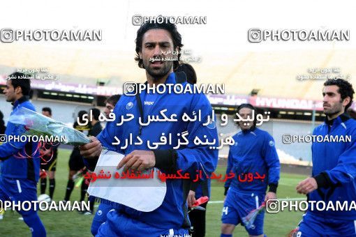 966011, Tehran, [*parameter:4*], Iran Pro League، Persian Gulf Cup، 2011-12 season، First Leg، Week 17، Naft Tehran ۰ v 2 Esteghlal on 2011/12/17 at Azadi Stadium