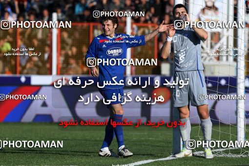 966962, Rasht, [*parameter:4*], Iran Pro League، Persian Gulf Cup، 2011-12 season، Second Leg، Week 19، Damash Gilan ۰ v ۱ Esteghlal on 2012/01/10 at Shahid Dr. Azodi Stadium