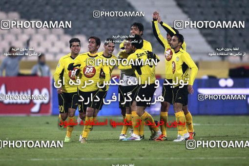 967671, Tehran, [*parameter:4*], Iran Pro League، Persian Gulf Cup، 2011-12 season، Second Leg، Week 25، Persepolis 2 v 3 Fajr-e Sepasi Shiraz on 2012/02/07 at Azadi Stadium