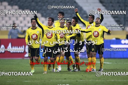 967696, Tehran, [*parameter:4*], Iran Pro League، Persian Gulf Cup، 2011-12 season، Second Leg، Week 25، Persepolis 2 v 3 Fajr-e Sepasi Shiraz on 2012/02/07 at Azadi Stadium