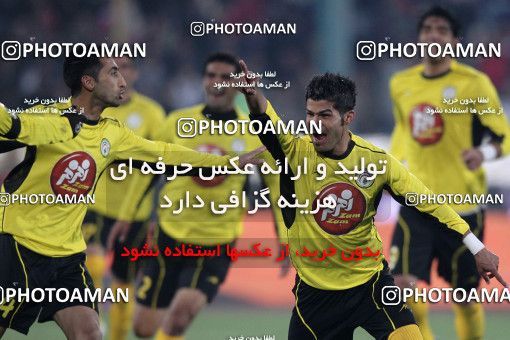 967866, Tehran, [*parameter:4*], Iran Pro League، Persian Gulf Cup، 2011-12 season، Second Leg، Week 25، Persepolis 2 v 3 Fajr-e Sepasi Shiraz on 2012/02/07 at Azadi Stadium