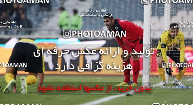 968080, Tehran, [*parameter:4*], Iran Pro League، Persian Gulf Cup، 2011-12 season، Second Leg، Week 25، Persepolis 2 v 3 Fajr-e Sepasi Shiraz on 2012/02/07 at Azadi Stadium