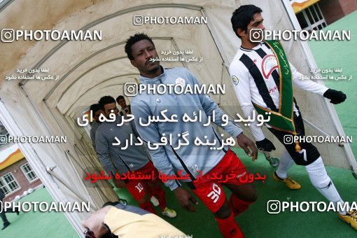 968334, Qom, [*parameter:4*], Iran Pro League، Persian Gulf Cup، 2011-12 season، Second Leg، Week 26، Saba Battery 2 v 2 Persepolis on 2012/02/15 at Yadegar-e Emam Stadium Qom