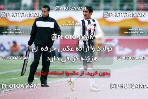 968338, Qom, [*parameter:4*], Iran Pro League، Persian Gulf Cup، 2011-12 season، Second Leg، Week 26، Saba Battery 2 v 2 Persepolis on 2012/02/15 at Yadegar-e Emam Stadium Qom