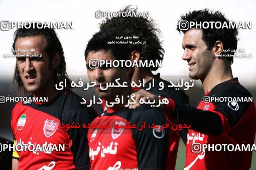 976705, Tehran, [*parameter:4*], Iran Pro League، Persian Gulf Cup، 2011-12 season، Second Leg، Week 33، Persepolis 3 v 4 Rah Ahan on 2012/05/06 at Azadi Stadium