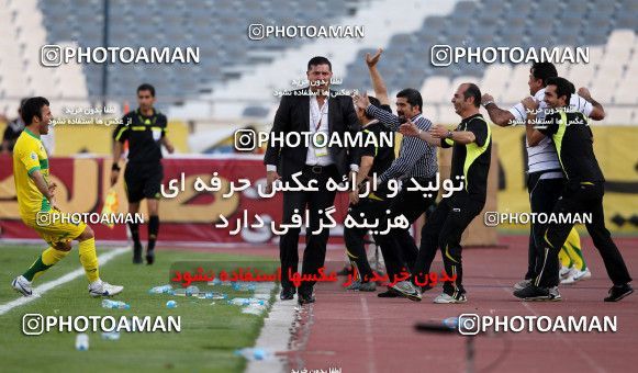 977106, Tehran, [*parameter:4*], Iran Pro League، Persian Gulf Cup، 2011-12 season، Second Leg، Week 33، Persepolis 3 v 4 Rah Ahan on 2012/05/06 at Azadi Stadium