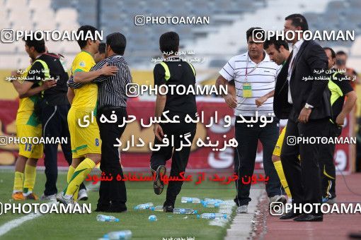 977060, Tehran, [*parameter:4*], Iran Pro League، Persian Gulf Cup، 2011-12 season، Second Leg، Week 33، Persepolis 3 v 4 Rah Ahan on 2012/05/06 at Azadi Stadium