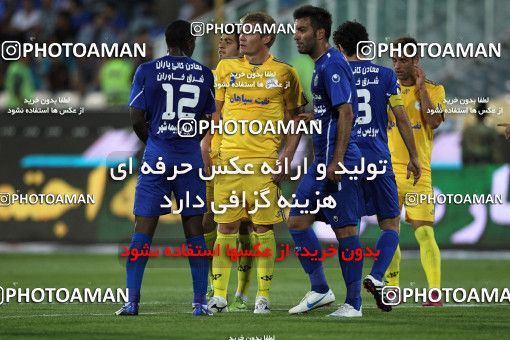 977467, Tehran, [*parameter:4*], Iran Pro League، Persian Gulf Cup، 2011-12 season، Second Leg، Week 34، Esteghlal 3 v ۰ Naft Tehran on 2012/05/11 at Azadi Stadium