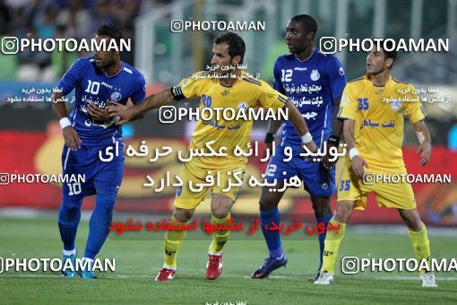 977540, Tehran, [*parameter:4*], Iran Pro League، Persian Gulf Cup، 2011-12 season، Second Leg، Week 34، Esteghlal 3 v ۰ Naft Tehran on 2012/05/11 at Azadi Stadium