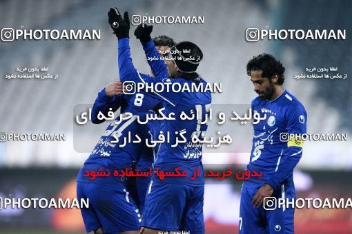 977695, Tehran, , جام حذفی فوتبال ایران, 1.8 round, , Esteghlal 1 v 0 Saipa Mehr on 2011/11/28 at Azadi Stadium