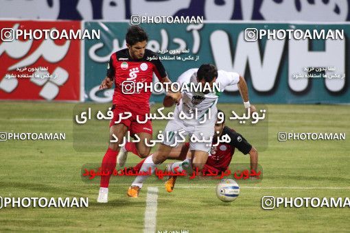 987949, Isfahan,Fooladshahr, [*parameter:4*], Iran Pro League، Persian Gulf Cup، 2011-12 season، First Leg، Week 6، Zob Ahan Esfahan 2 v 2 Persepolis on 2011/09/08 at Foolad Shahr Stadium