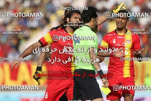 991280, Ahvaz, [*parameter:4*], Iran Pro League، Persian Gulf Cup، 2017-18 season، Second Leg، Week 16، Foulad Khouzestan ۱ v ۱ Persepolis on 2017/12/24 at Ahvaz Ghadir Stadium