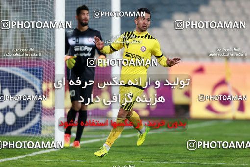 1009120, Tehran, [*parameter:4*], Iran Pro League، Persian Gulf Cup، 2017-18 season، Second Leg، Week 18، Persepolis ۰ v ۰ Naft Tehran on 2018/01/05 at Azadi Stadium