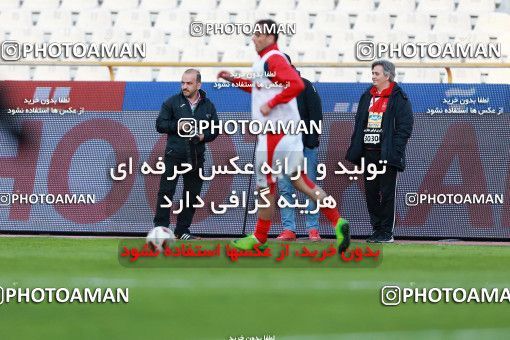 1009658, Tehran, [*parameter:4*], لیگ برتر فوتبال ایران، Persian Gulf Cup، Week 18، Second Leg، Persepolis 0 v 0 Naft Tehran on 2018/01/05 at Azadi Stadium