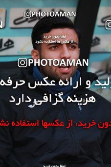 1009813, Tehran, [*parameter:4*], لیگ برتر فوتبال ایران، Persian Gulf Cup، Week 18، Second Leg، Persepolis 0 v 0 Naft Tehran on 2018/01/05 at Azadi Stadium