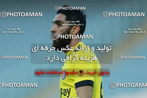 1009426, Tehran, [*parameter:4*], لیگ برتر فوتبال ایران، Persian Gulf Cup، Week 18، Second Leg، Persepolis 0 v 0 Naft Tehran on 2018/01/05 at Azadi Stadium