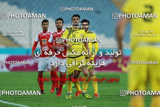 1009870, Tehran, [*parameter:4*], لیگ برتر فوتبال ایران، Persian Gulf Cup، Week 18، Second Leg، Persepolis 0 v 0 Naft Tehran on 2018/01/05 at Azadi Stadium