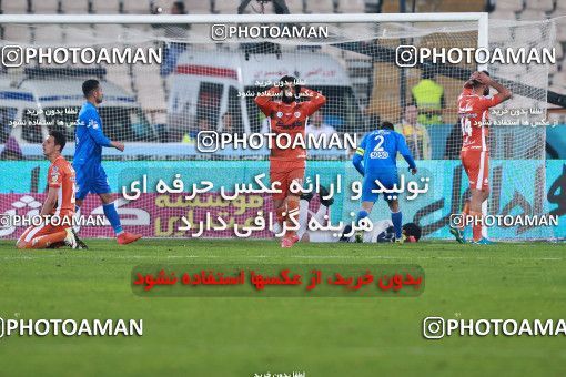 1011390, Tehran, [*parameter:4*], Iran Pro League، Persian Gulf Cup، 2017-18 season، Second Leg، Week 19، Esteghlal ۱ v ۱ Saipa on 2018/01/12 at Azadi Stadium