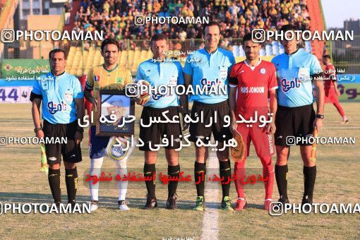 1012342, Abadan, [*parameter:4*], Iran Pro League، Persian Gulf Cup، 2017-18 season، Second Leg، Week 19، Sanat Naft Abadan ۱ v ۱ Pars Jonoubi Jam on 2018/01/12 at Takhti Stadium Abadan