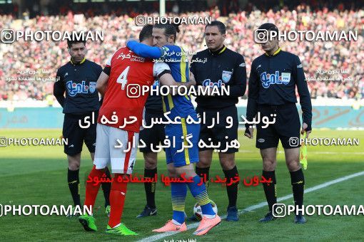 1036267, Tehran, Iran, Iran Pro League، Persian Gulf Cup، 2017-18 season، Second Leg، Week 20، Persepolis ۱ v ۱ Gostaresh Foulad Tabriz on 2018/01/18 at Azadi Stadium