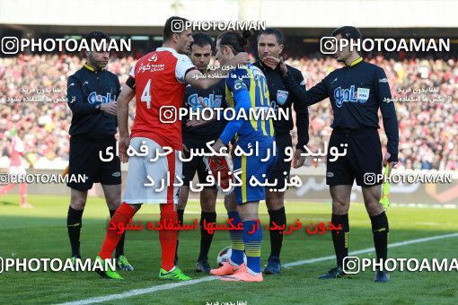 1036045, Tehran, Iran, Iran Pro League، Persian Gulf Cup، 2017-18 season، Second Leg، Week 20، Persepolis ۱ v ۱ Gostaresh Foulad Tabriz on 2018/01/18 at Azadi Stadium