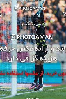 1035918, Tehran, Iran, Iran Pro League، Persian Gulf Cup، 2017-18 season، Second Leg، Week 20، Persepolis ۱ v ۱ Gostaresh Foulad Tabriz on 2018/01/18 at Azadi Stadium