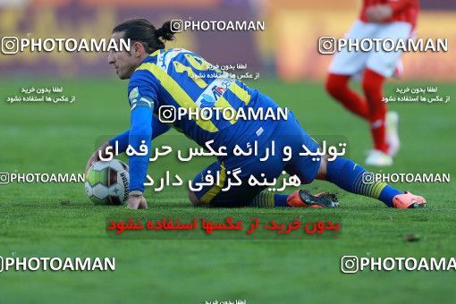 1035766, Tehran, Iran, Iran Pro League، Persian Gulf Cup، 2017-18 season، Second Leg، Week 20، Persepolis ۱ v ۱ Gostaresh Foulad Tabriz on 2018/01/18 at Azadi Stadium